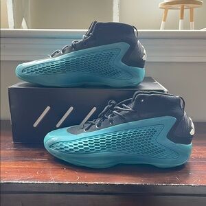 Adidas Anthony Edwards 1 Basketball Sneakers Men’s size 8.5